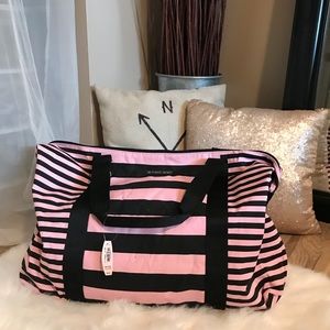 VS Weekender Bag